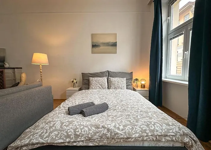 Fabulous 2 Bedrooms Flat Near To Hauptbahnhof